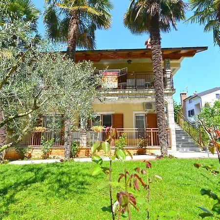Apartment Fuer 4 Personen Ca 50 Qm In Cervar-porat, Istrien Istrische Riviera Porec